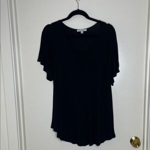Green Envelope Black Short Sleeve Top